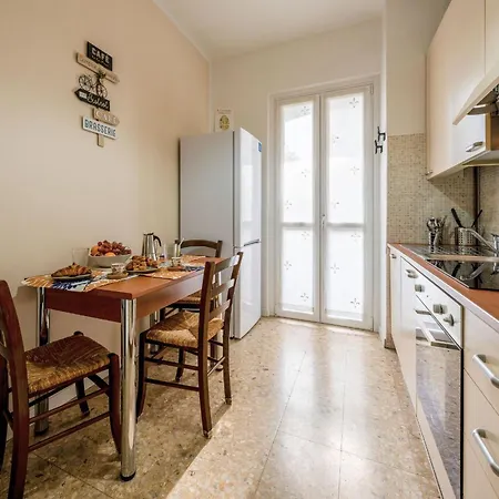 Italian Experience- Lory House